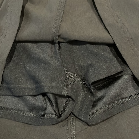 Eddie Bauer black golf skort size 8 - Picture 2 of 7